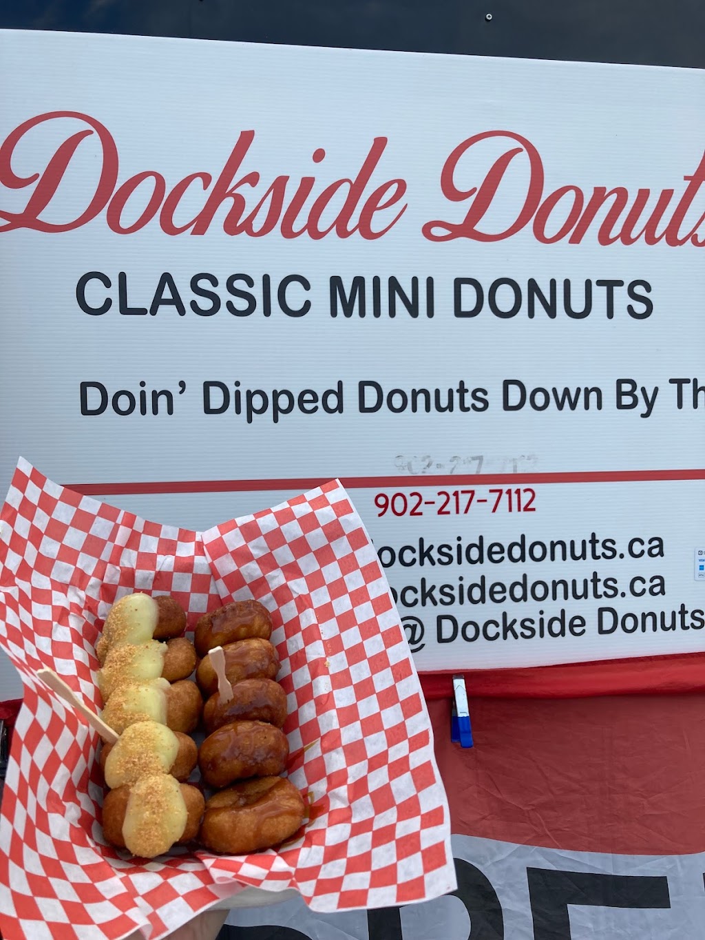 Dockside donuts | 99 Government Wharf Rd Trlr 1, Eastern Passage, NS B3G 1M4, Canada | Phone: (902) 217-7112