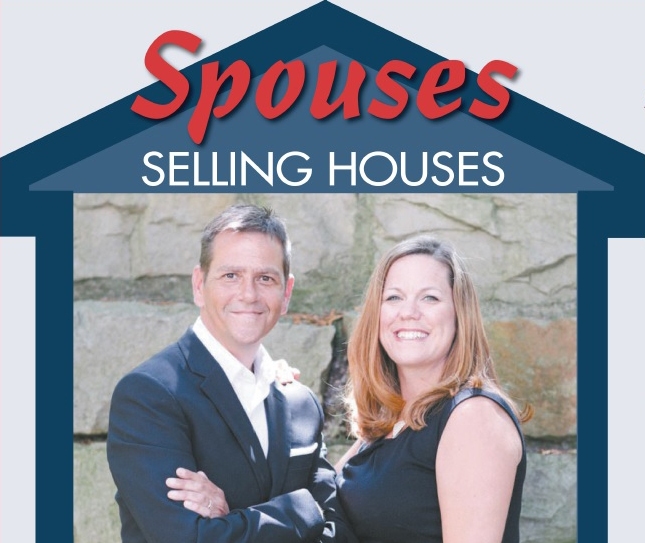 Aneta Fleming Realty Executives Spouses Selling Houses Niagara | 5853 Royal Manor Dr Unit #1, Niagara Falls, ON L2G 1E9, Canada | Phone: (905) 354-7777