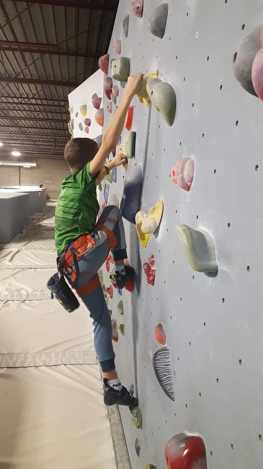 Boulderz Climbing Centre | 80 The East Mall #9, Etobicoke, ON M8Z 5X1, Canada | Phone: (416) 255-6676