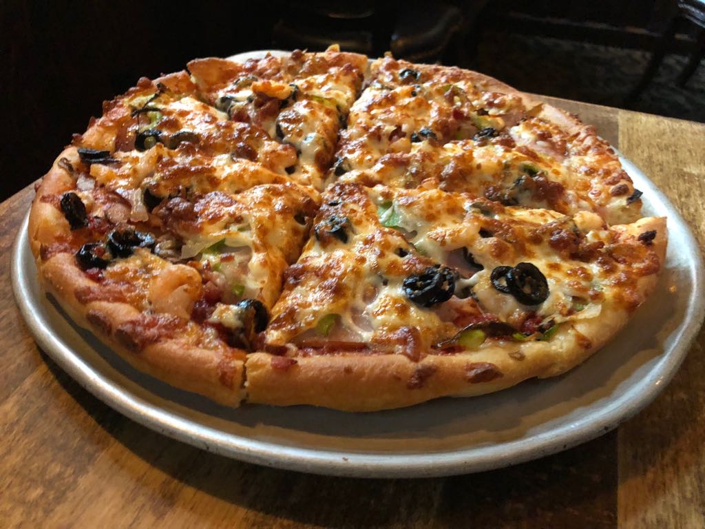 Ocean Park Pizza | 12822 16 Ave, Surrey, BC V4A 1N4, Canada | Phone: (604) 536-9654