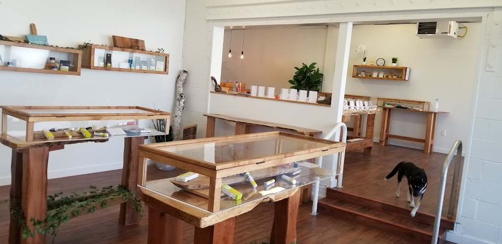 SEASIDE CANNABIS | 1189 Verdier Ave, Brentwood Bay, BC V8M 1P7, Canada | Phone: (250) 880-6000