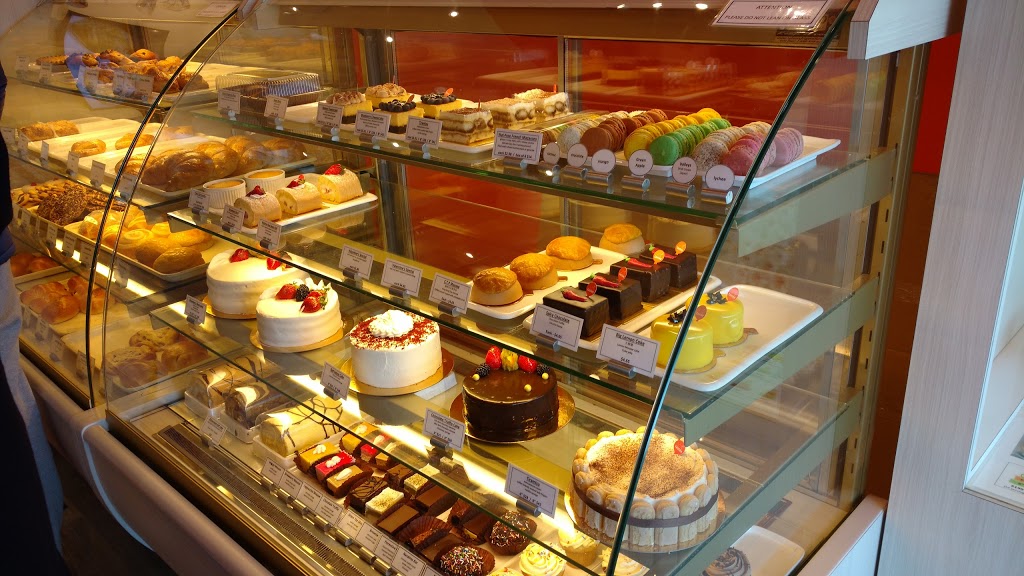 Tastee Patisserie | 3913 Don Mills Rd, North York, ON M2H 2S7, Canada | Phone: (416) 497-0347