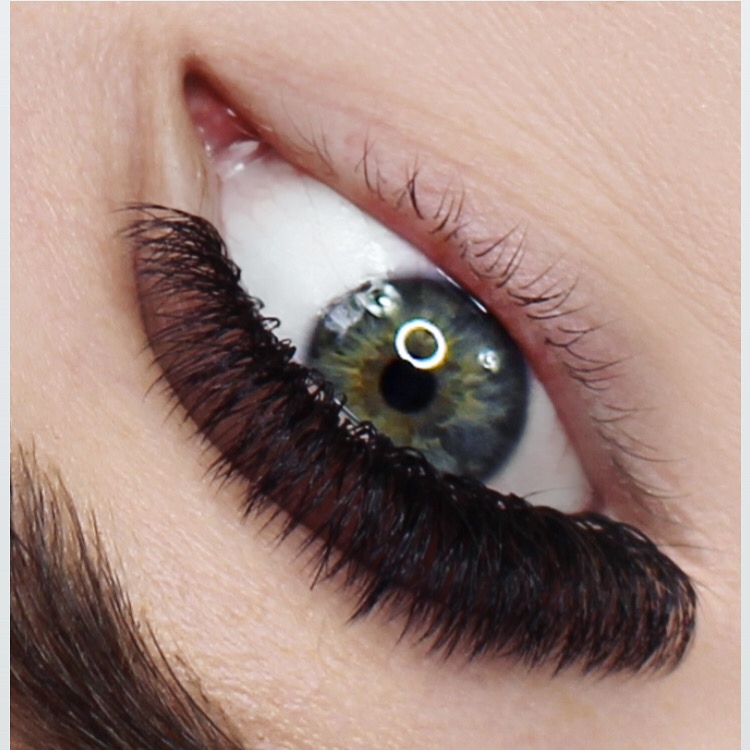 Eyelash Extensions Niagara | 33 Chardonnay Pl, Grimsby, ON L3M 5S6, Canada | Phone: (289) 228-0060