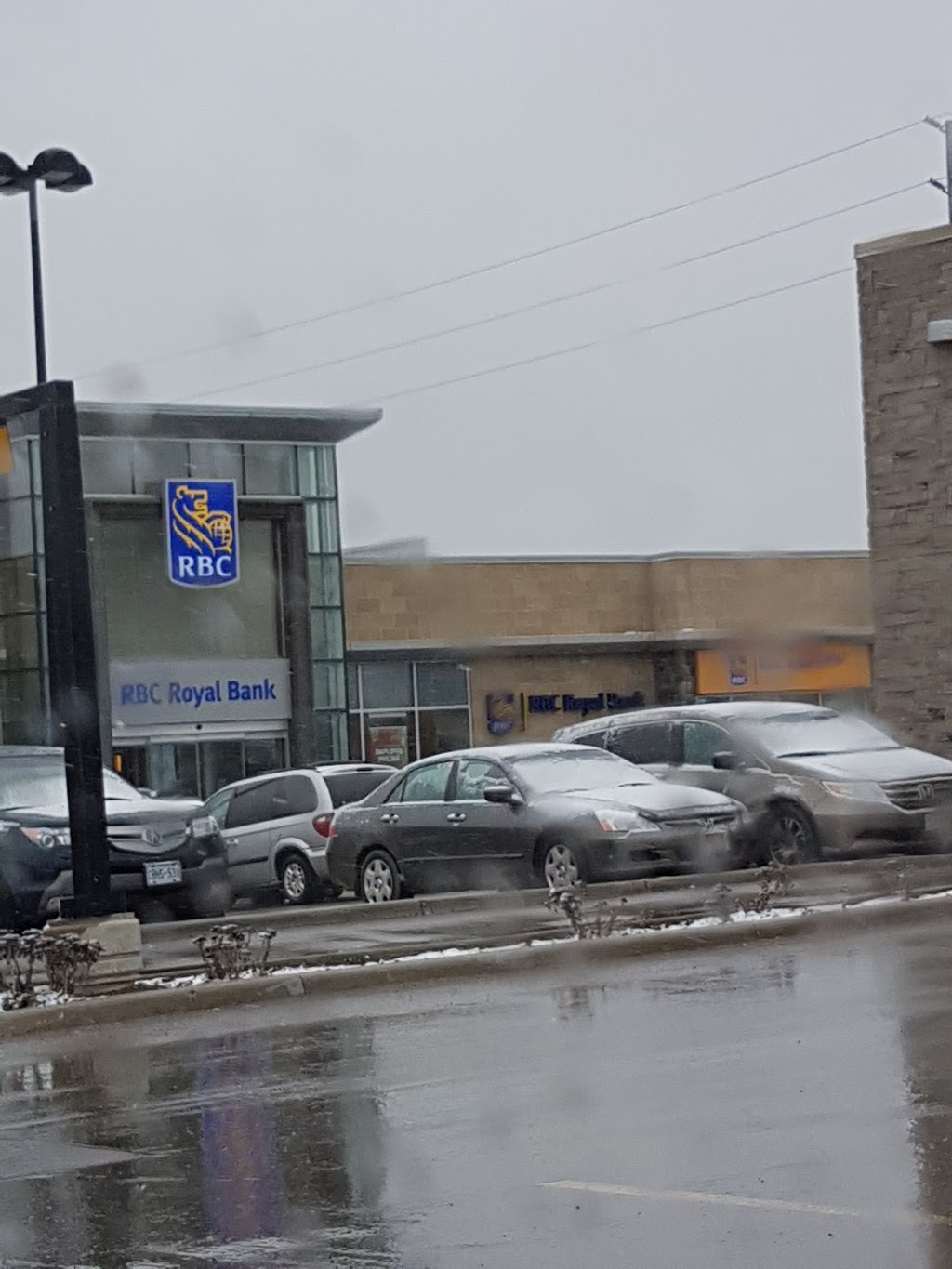 RBC Royal Bank | 9495 Mississauga Rd, Brampton, ON L6X 0Z8, Canada | Phone: (905) 451-6800