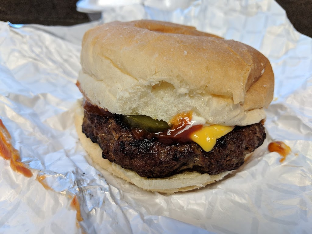 Super Burger | 3327 Lake Shore Blvd W, Etobicoke, ON M8W 1N1, Canada | Phone: (416) 850-2479