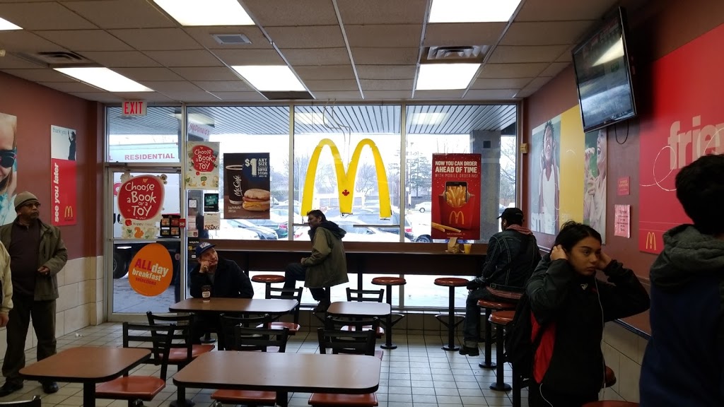 McDonalds | 1735 Kipling Ave, Etobicoke, ON M9R 2Y8, Canada | Phone: (416) 244-8571