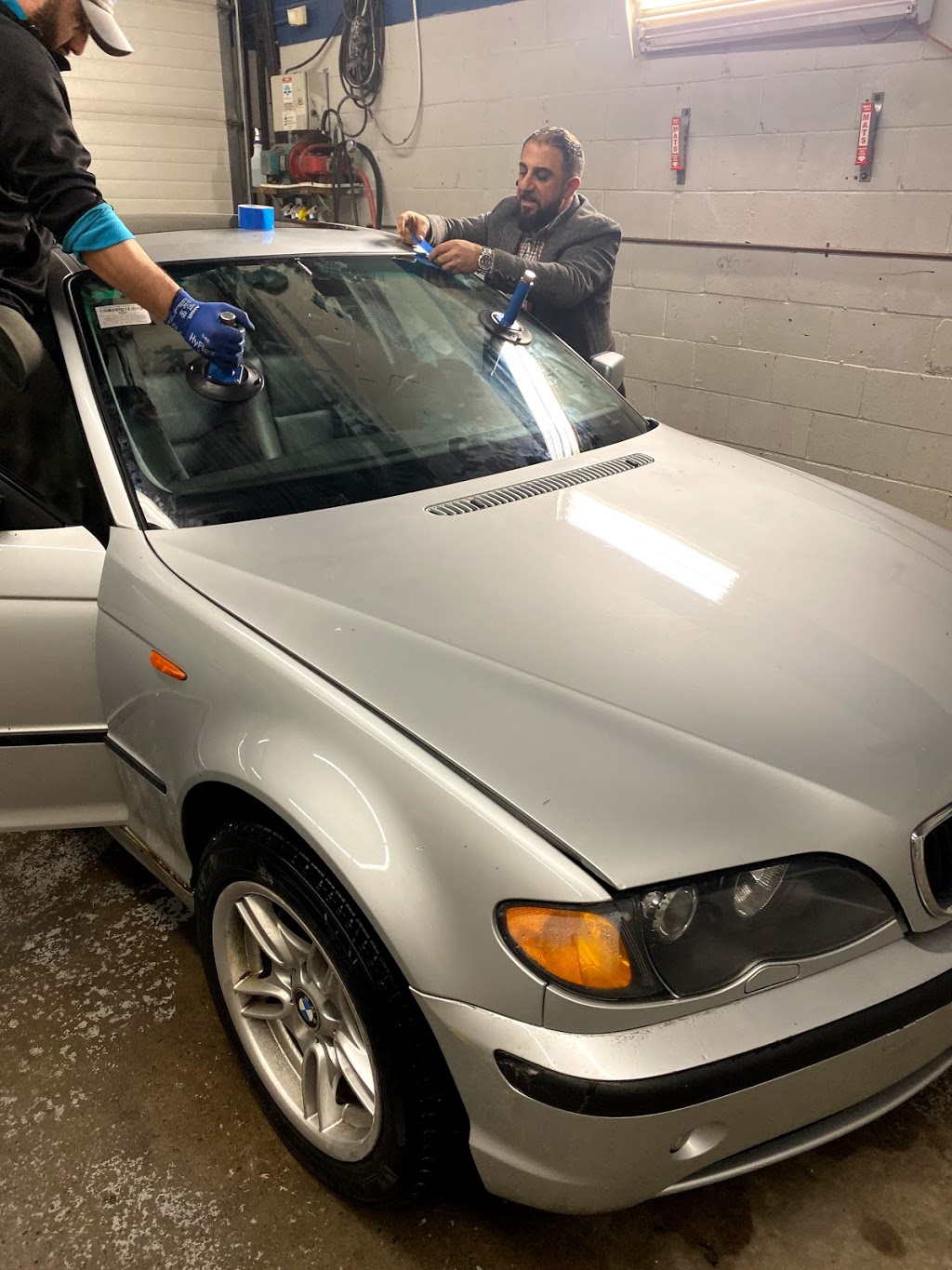 Canada Auto GLASS (Toronto-Scarborough) | 10 Arkona Dr, Toronto, ON M1T 1X3, Canada | Phone: (416) 846-7562