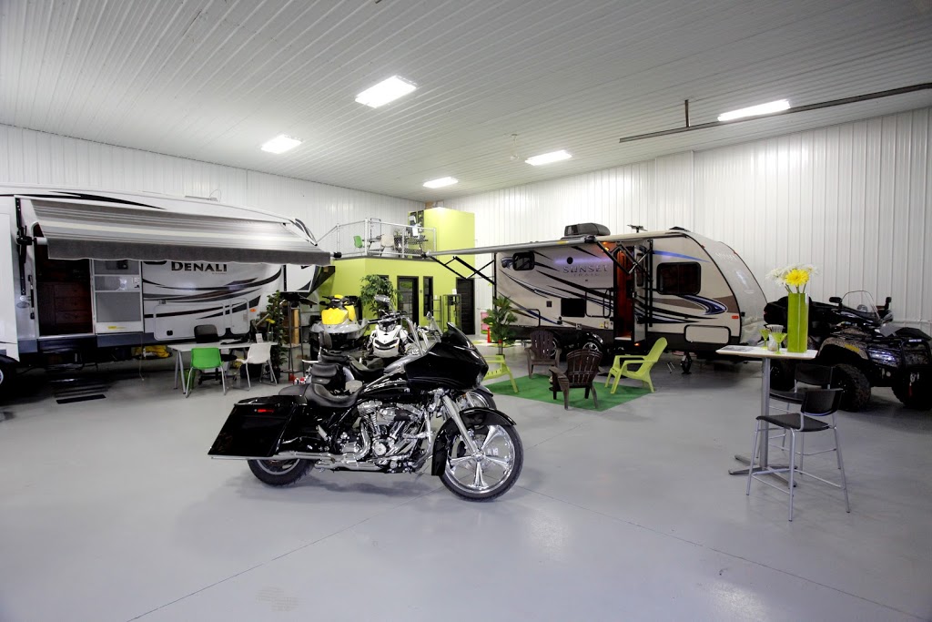 VR Soulière - Clearance and RV rentals | 42 Rang Saint François, Lavaltrie, QC J5T 3K5, Canada | Phone: (877) 836-1110