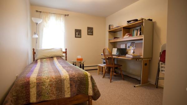 Horton Park Apartments | 2 Horton Dr, Charlottetown, PE C1A 2B7, Canada | Phone: (833) 870-4992