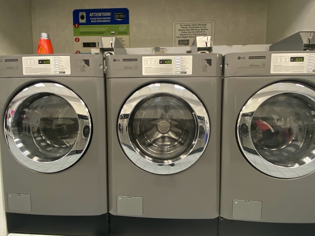 Coin laundry | 2626 Eglinton Ave W, York, ON M6M 1T4, Canada | Phone: (905) 897-0900