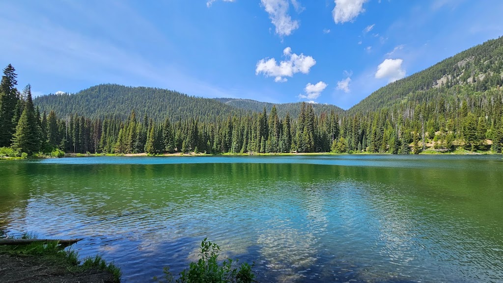 Spruce Bay Beach, Lightning Lake, Manning Park, BC | Lightning Lake Loop, Manning Park, BC V0X 1R0, Canada | Phone: (604) 668-5922