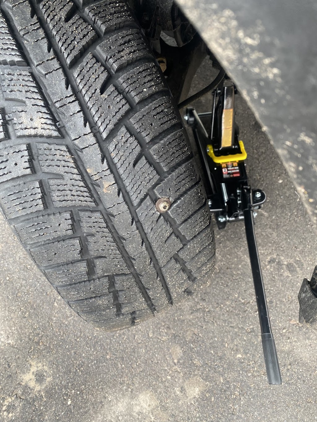 Singh Flat tire repair | 99 Finegan Cir, Brampton, ON L7A 0B7, Canada | Phone: (647) 323-3539