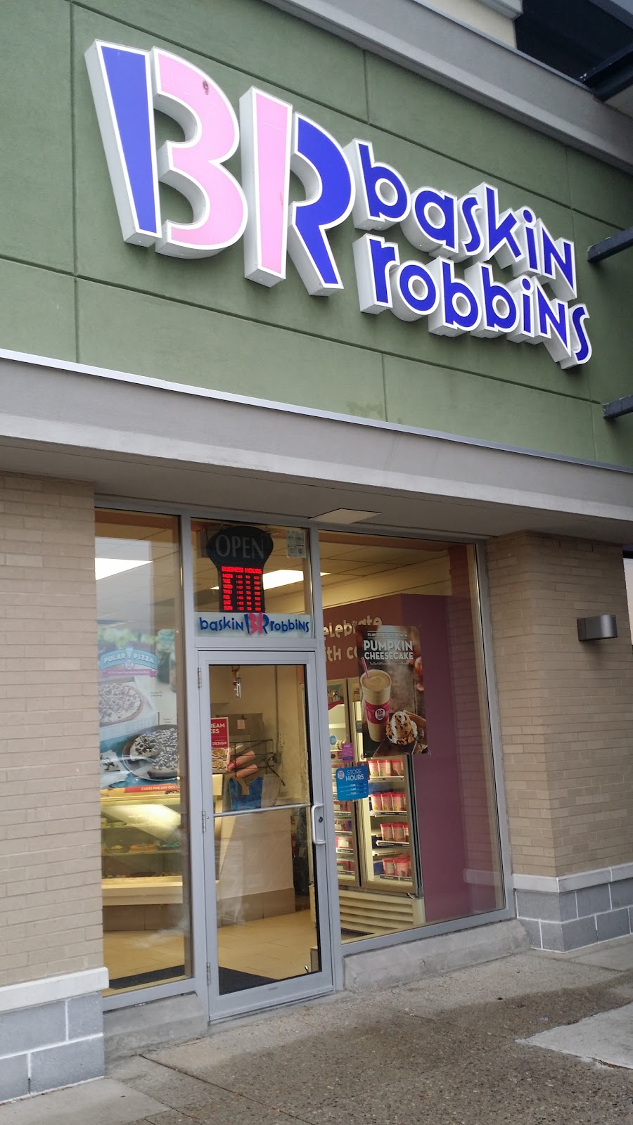 Baskin Robbins | 2025 Guelph Line, Burlington, ON L7P 4M8, Canada | Phone: (905) 336-1153