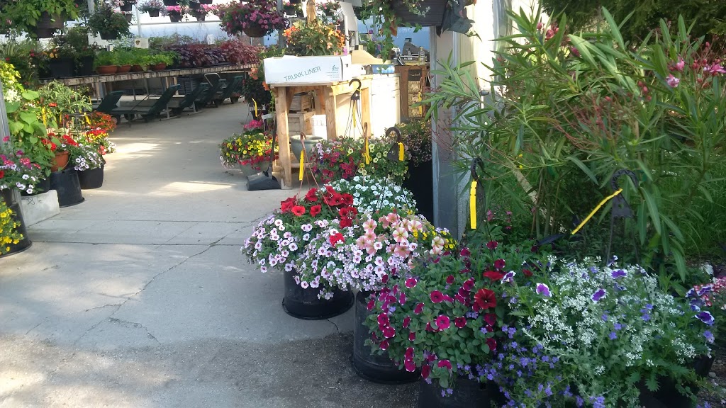 GGG Greenhouses And Garden Center | 434201 4 Line, Amaranth, ON L9W 0P3, Canada | Phone: (519) 942-4005