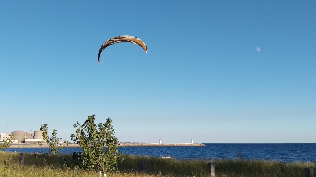 West Shore Beach | Beachpoint Promenade, Pickering, ON L1W 2A4, Canada