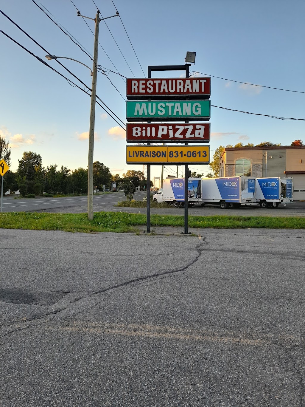 Mustang Pizza Restaurant | 660 Rte des Rivières, Saint-Nicolas, QC G7A 2T6, Canada | Phone: (418) 831-0613