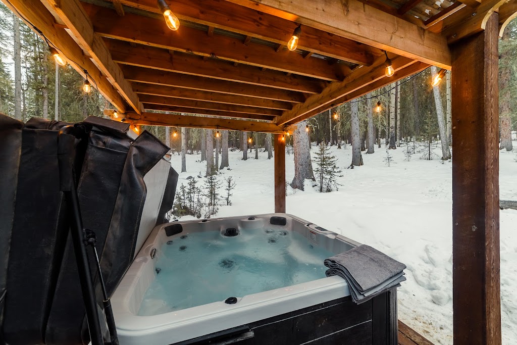 Awesome Large Family Getaway In Bragg Creek | 89 Mountain Lion Pl, Bragg Creek, AB T0L 0K0, Canada | Phone: (403) 588-8080