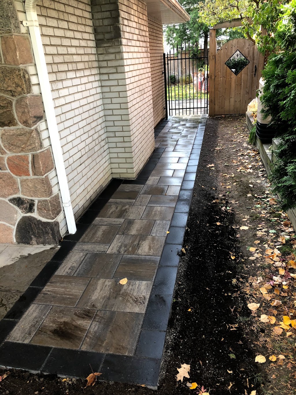 V & F Landscape Ltd | 92 N Carson St, Etobicoke, ON M8W 4C5, Canada | Phone: (416) 688-6104