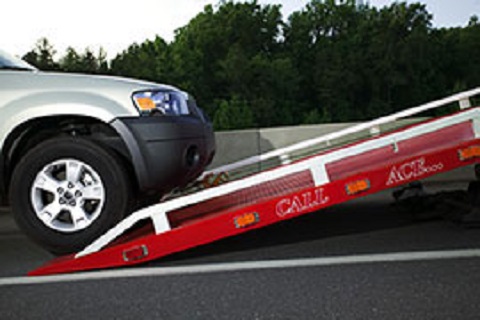 GFM Towing | 311 Hopkins St Unit 3, Whitby, ON L1N 2C1, Canada | Phone: (905) 430-8222