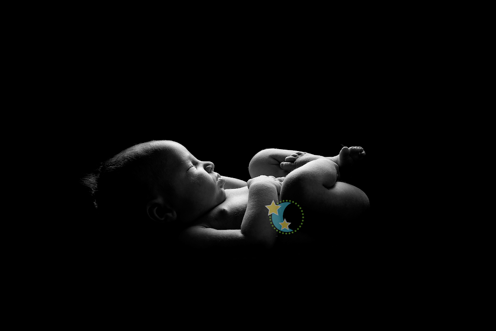 Newborn Photography by Chandra Lee Photography | 225 Millburn Dr, Bowmanville, ON L1C 5M1, Canada | Phone: (905) 449-2200