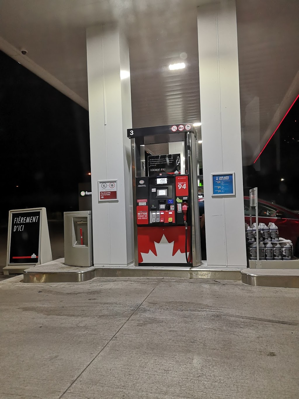 Petro-Canada | 4550 Avenue de la Renaissance, Laval, QC H7L0J3 Avenue de la Renaissance, Laval, QC H7L 0J3, Canada | Phone: (450) 628-1710