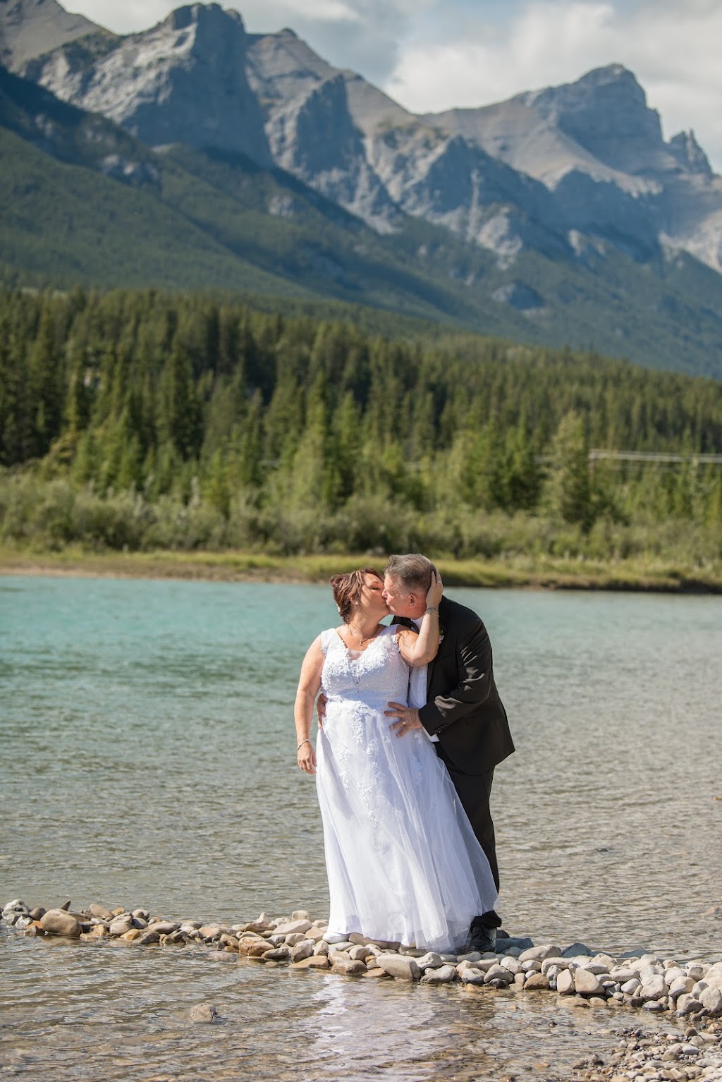 Blissful Weddings - Canmore Wedding Planner | 47 Grotto Way, Canmore, AB T1W 1J8, Canada | Phone: (403) 688-0155