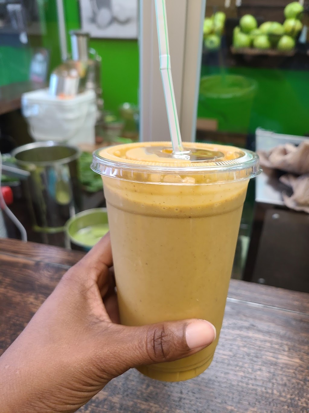 Leafy Green Juice Bar | 2466 Eglinton Ave E #9, Scarborough, ON M1K 5J7, Canada | Phone: (647) 893-1734