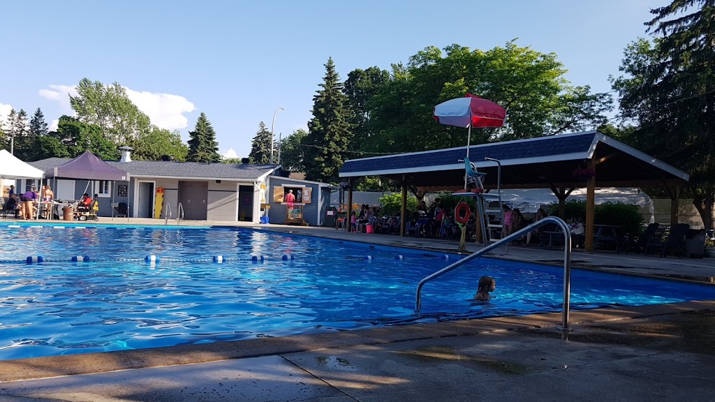 Elm Park swimming pool | 532 Rue Montcalm, Dollard-des-Ormeaux, QC H9G 1K3, Canada | Phone: (514) 620-9747