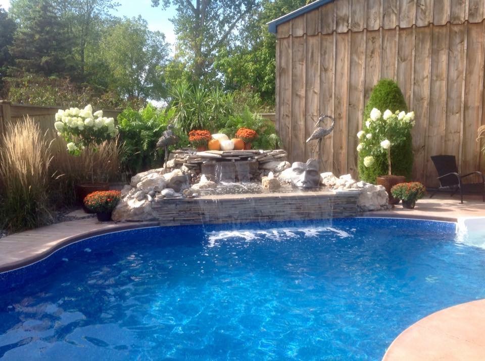 Quality Pools & Spas | 425 Park Ave W, Chatham, ON N7M 1W6, Canada | Phone: (519) 352-7551