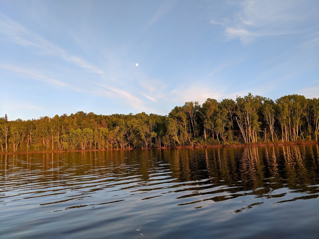 Pourvoirie du Pêcheur | 370 Chem. du Tour du Lac, Sainte-Anne-du-Lac, QC J0W 1V0, Canada | Phone: (819) 586-2989