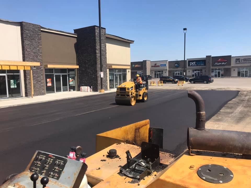 Local Asphalt Paving INC | 5667 Dewar Ave, Niagara Falls, ON L2H 3M9, Canada | Phone: (905) 321-2517