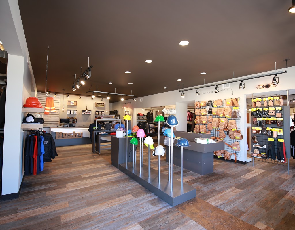 La Boutique HUSKY- Chaussures et vêtements de travail | 720 Boulevard de lIndustrie, Saint-Paul, QC J0K 3E0, Canada | Phone: (450) 756-4472