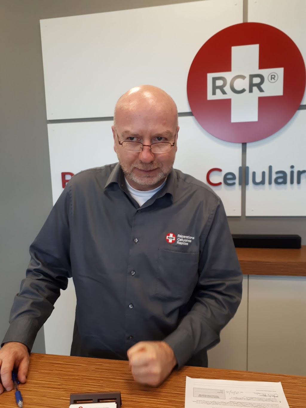 RCR Réparations Cellulaires Rapides Lévis | 1655 Bd Alphonse-Desjardins suite 140, Lévis, QC G6V 0B7, Canada | Phone: (418) 603-2355