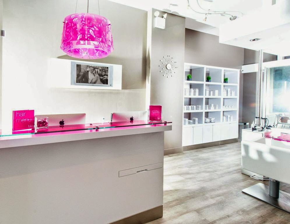 Blo Blow Dry Bar | 154 Cumberland St, Toronto, ON M5R 1A8, Canada | Phone: (416) 920-2256