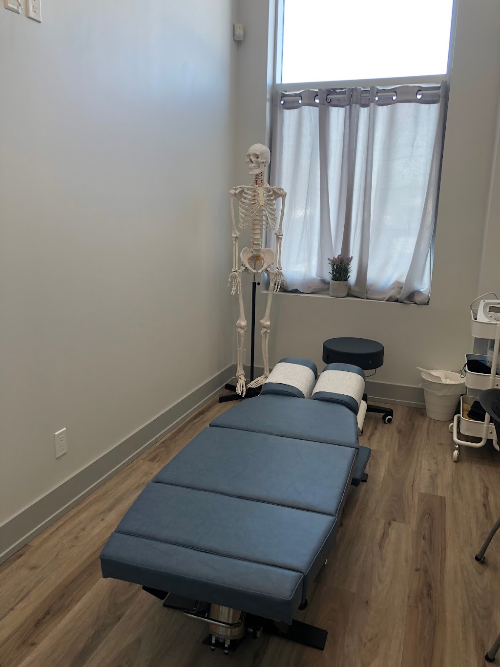 Dr. Samantha Duncan, Chiropractor | 16880 Yonge St Unit #1, Newmarket, ON L3Y 0A3, Canada | Phone: (905) 503-4001