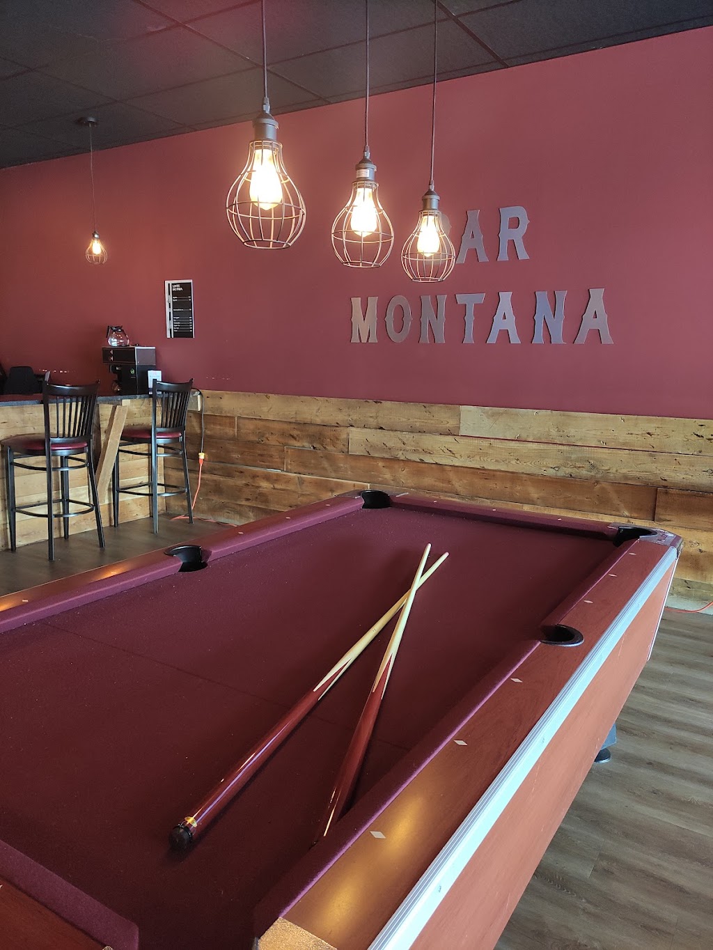 Bar Montana (Le) | 579 Bd des Seigneurs, Terrebonne, QC J6W 1T5, Canada | Phone: (450) 471-1503