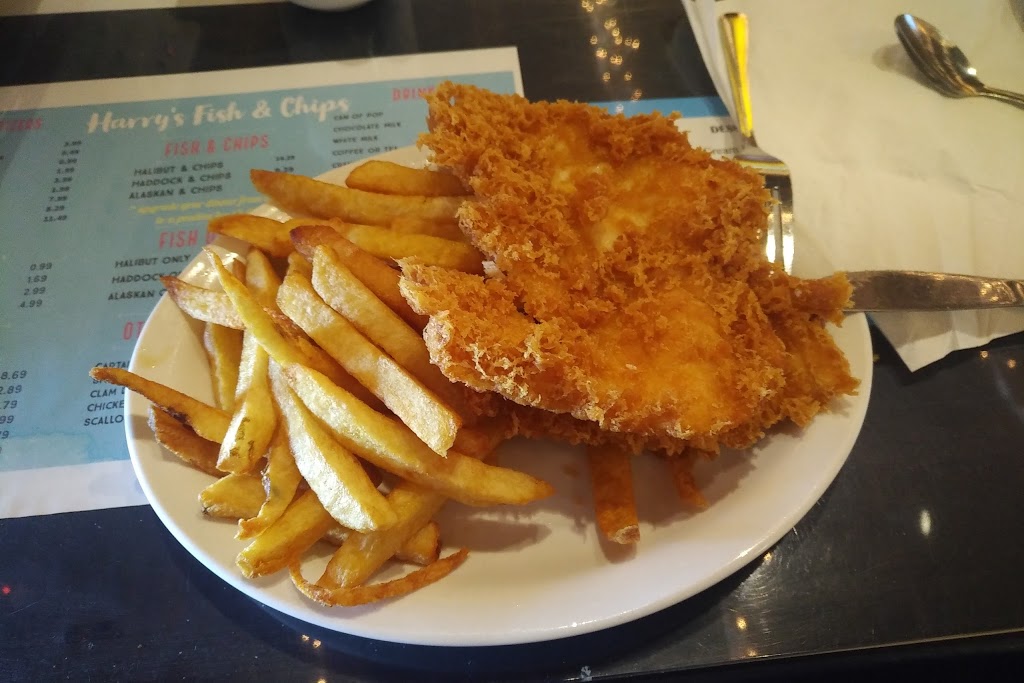 Harrys Fish & Chips | 1138 Fennell Ave E, Hamilton, ON L8T 1S5, Canada | Phone: (905) 383-0074