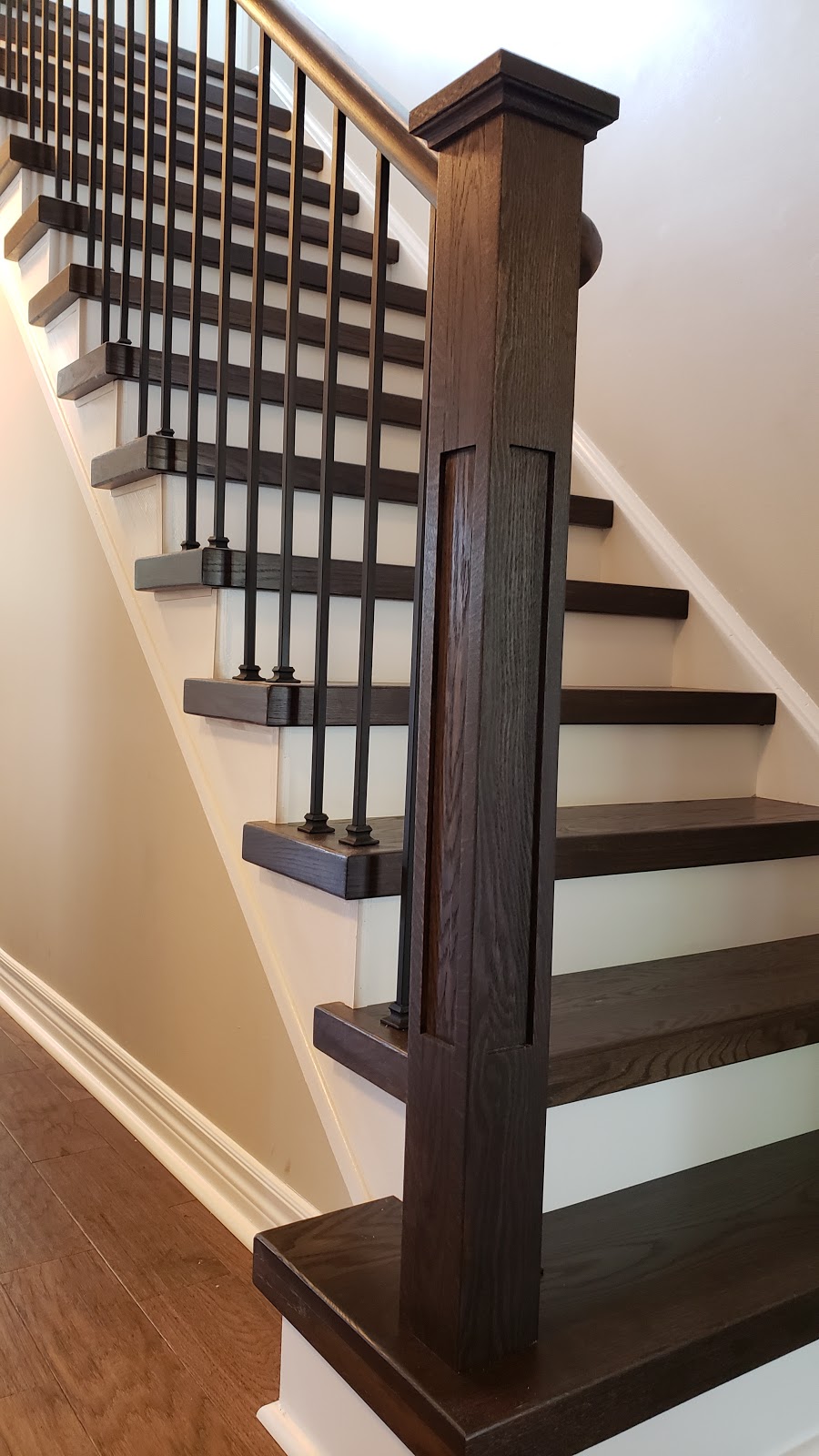 Stairs4U | 2408 Industrial St, Burlington, ON L7P 1A5, Canada | Phone: (416) 889-6544