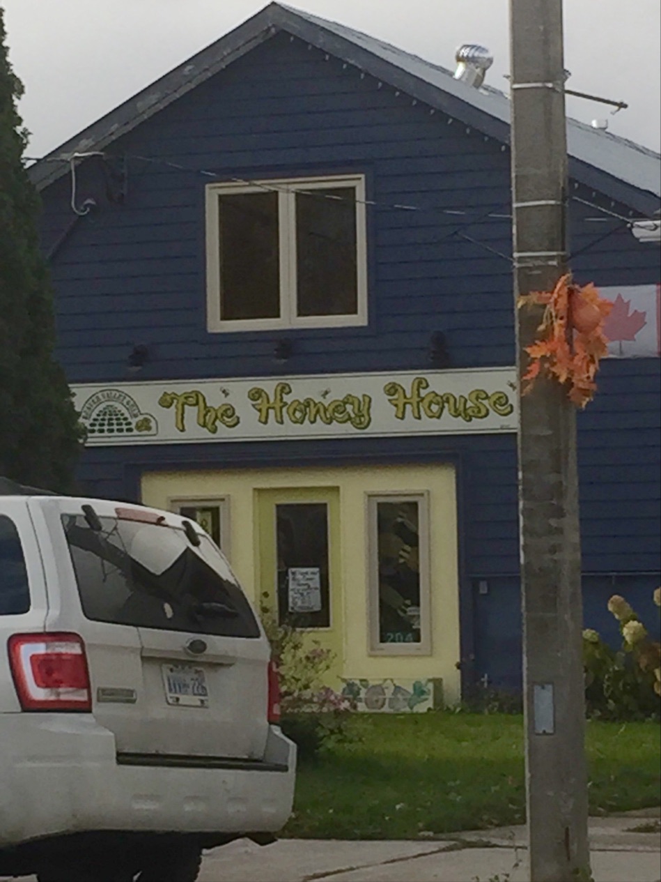 The Honey House | 204 Marsh St, Clarksburg, ON N0H 1J0, Canada | Phone: (519) 599-5434