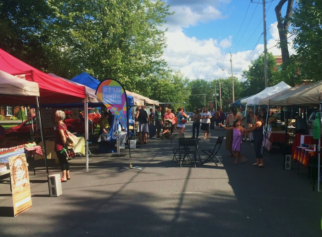 Marché Fermier du Comté de Huntingdon | Marché dété: Parc Prince-Arthur, 1H0, Rue Dalhousie, Huntingdon, QC J0S, Canada | Phone: (450) 807-2592