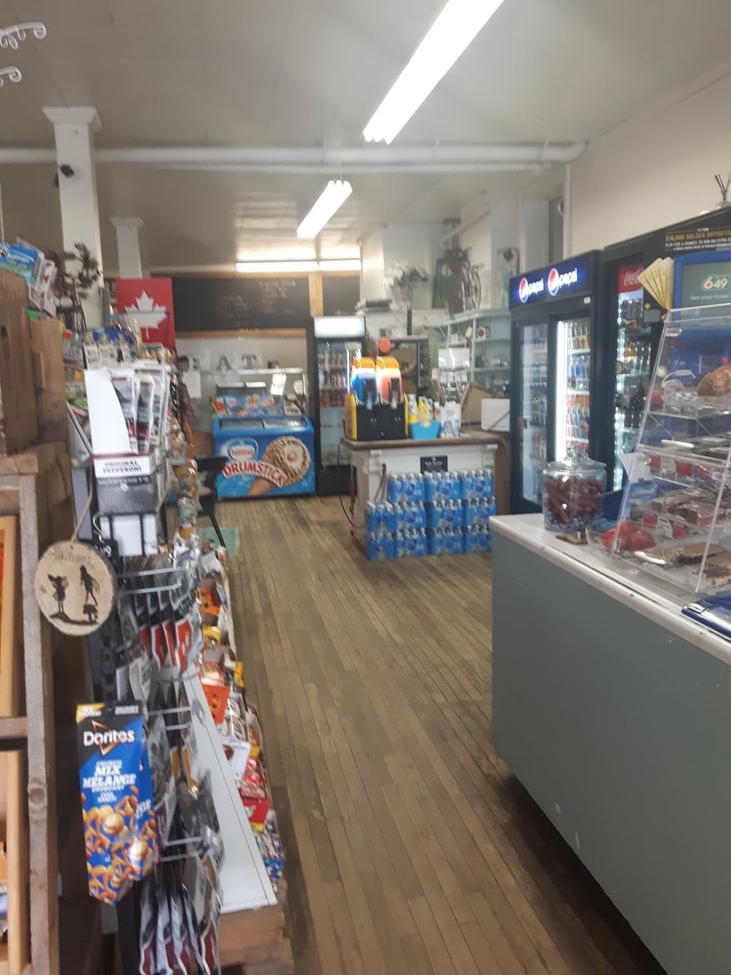 Feversham General Store Inc LCBO | 137 River Rd, Feversham, ON N0C 1C0, Canada