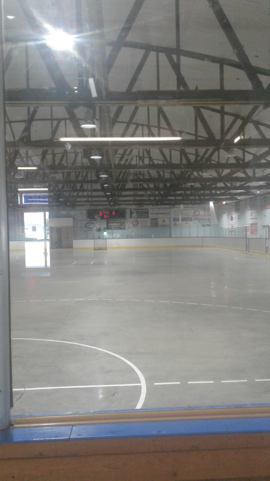 Centennial Arena | 1565 Four Mile Creek Rd, Virgil, ON L0S 1T0, Canada | Phone: (905) 468-4261