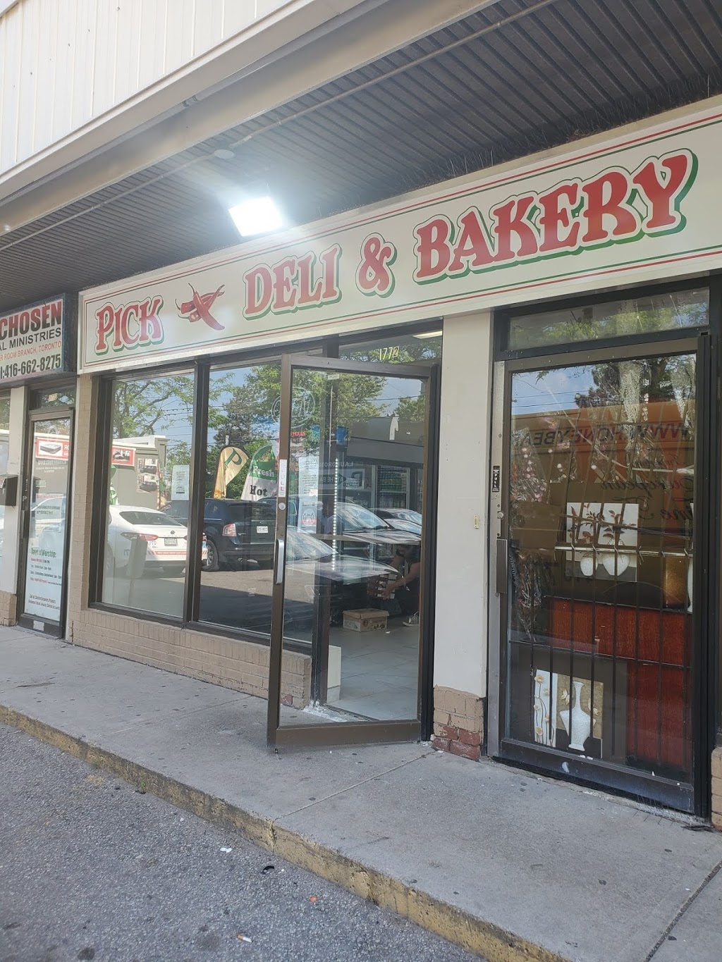 Pick Deli European Deli Toronto | 1772 Weston Rd, York, ON M9N 1V8, Canada | Phone: (416) 519-5177