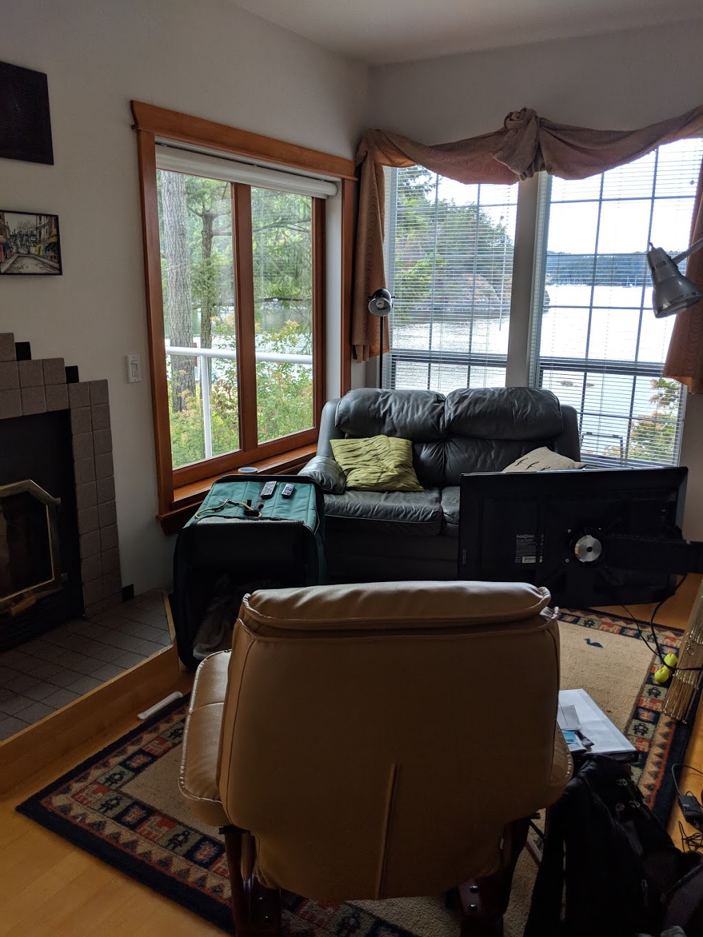 Coach House on the Cove | 8802 Canal Rd, Pender Island, BC V0N 2M3, Canada | Phone: (250) 629-2009