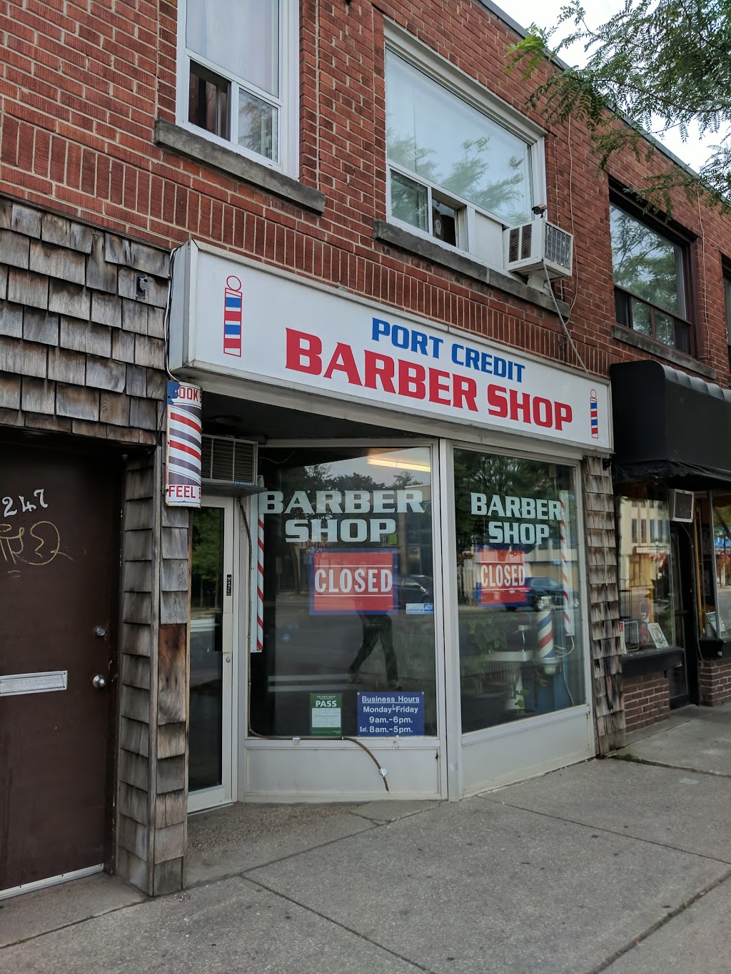 Port Credit Barber Shop | 247 Lakeshore Rd E, Mississauga, ON L5H 1G5, Canada | Phone: (905) 891-0267