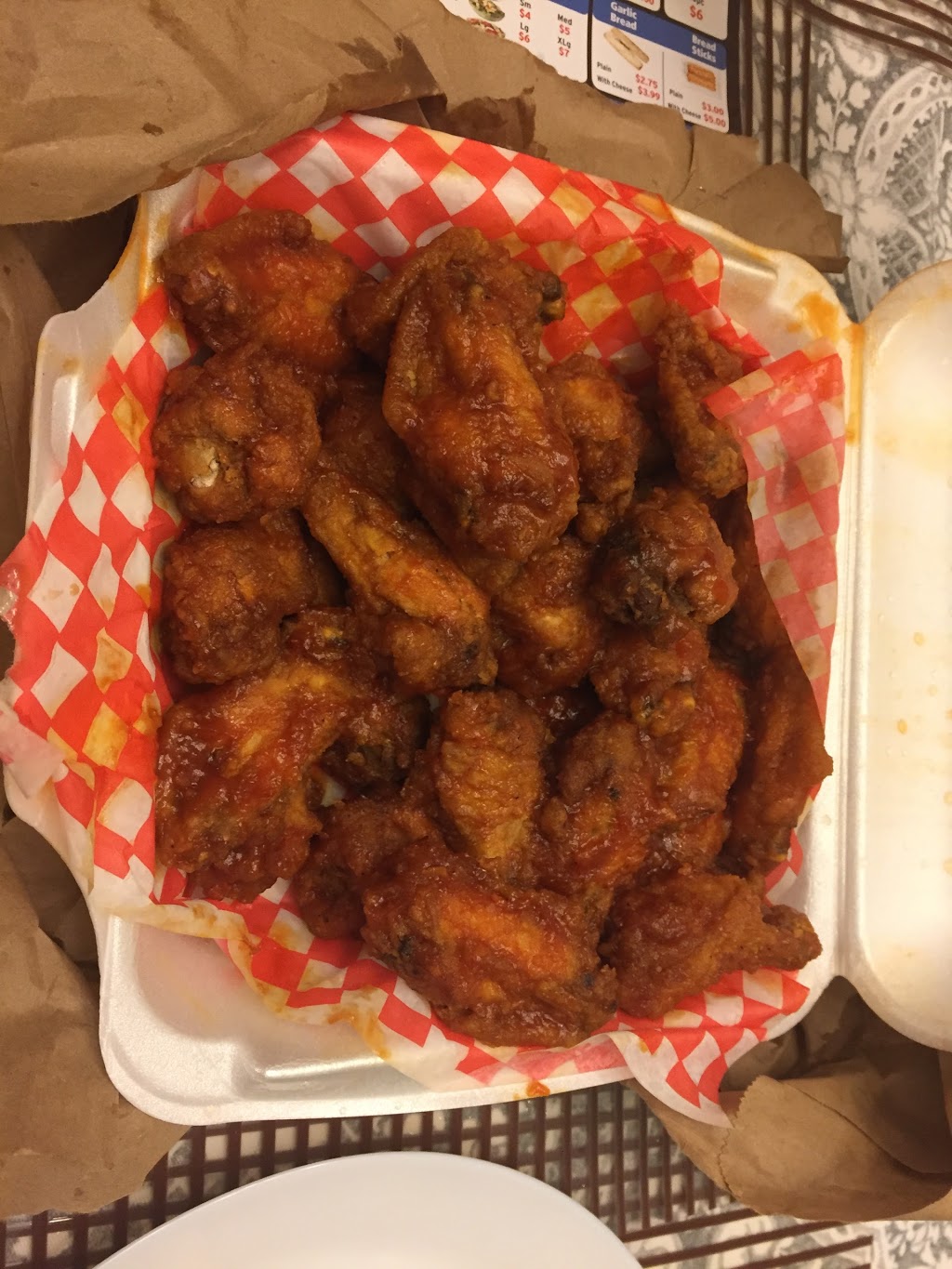 Garth Pizza & Wings | 1300 Garth St, Hamilton, ON L9C 4L7, Canada | Phone: (905) 388-3444