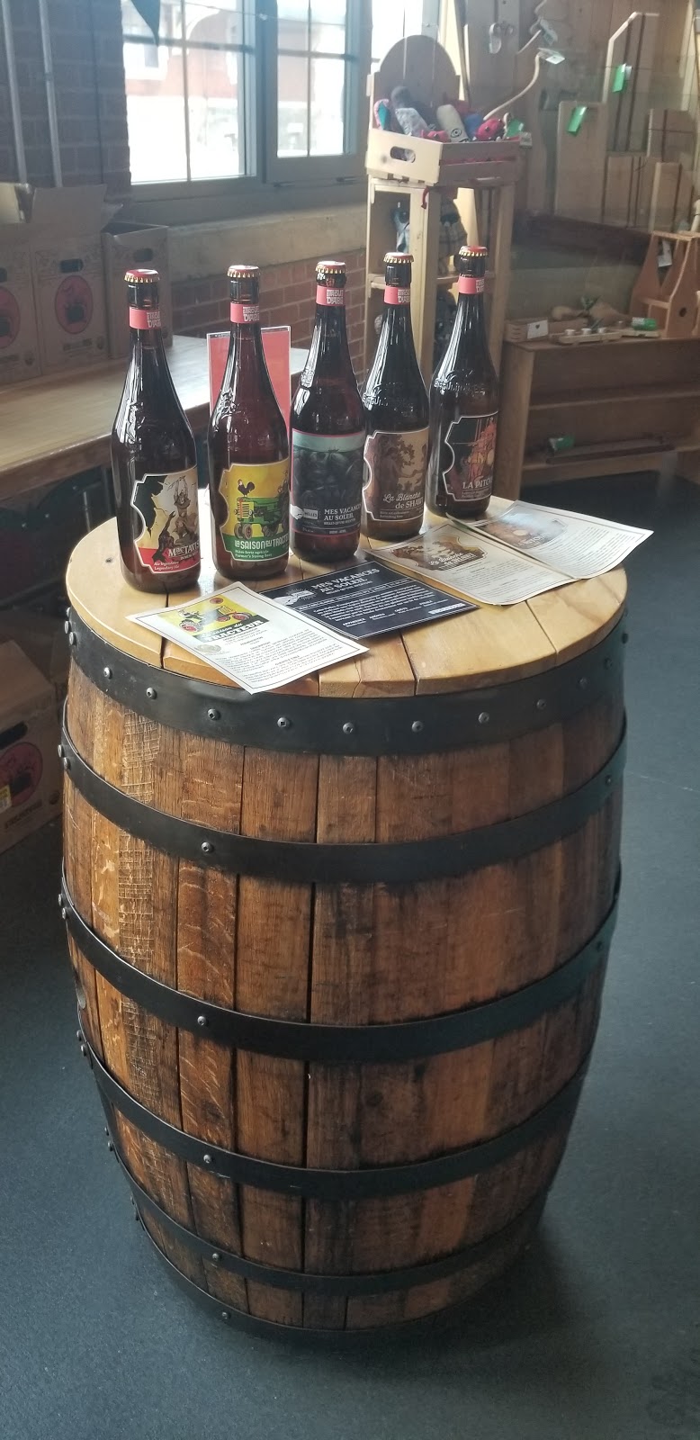 Le Trou du Diable - Brewery / Shop / Salon | 1250 Av. de la Station #300, Shawinigan, QC G9N 1W8, Canada | Phone: (819) 556-6666