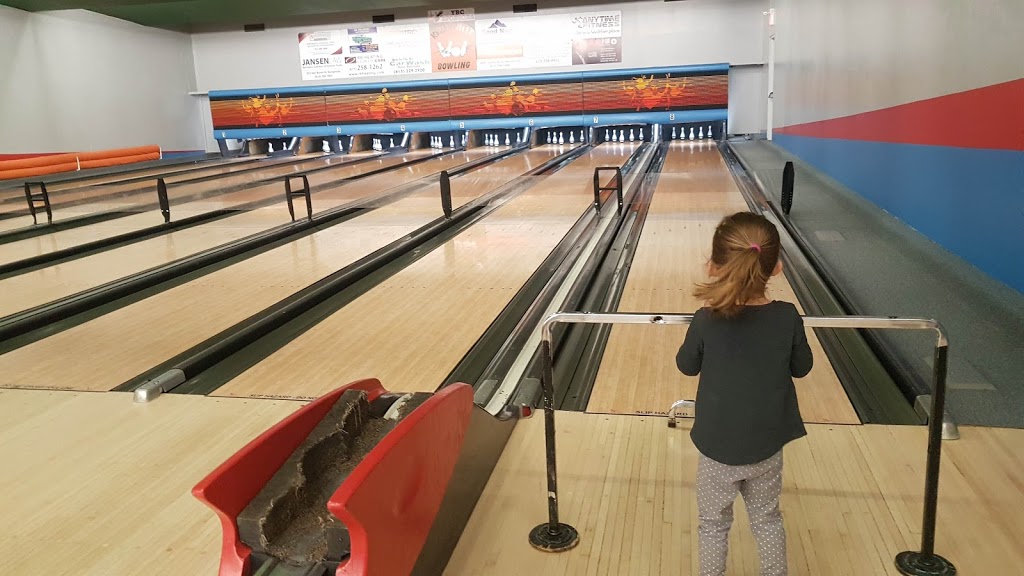 Kemptville Bowling | 291 44, Kemptville, ON K0G 1J0, Canada | Phone: (613) 258-3121