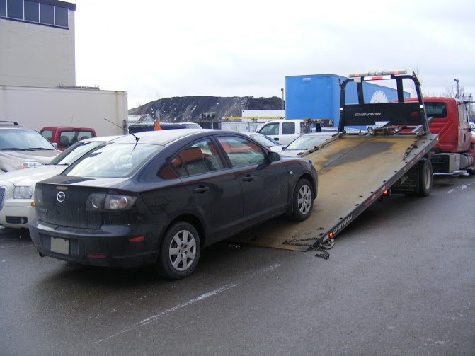 Pioneer Towing | 3 Milfoil Crescent, Kitchener, ON N2E 3L2, Canada | Phone: (226) 314-1685