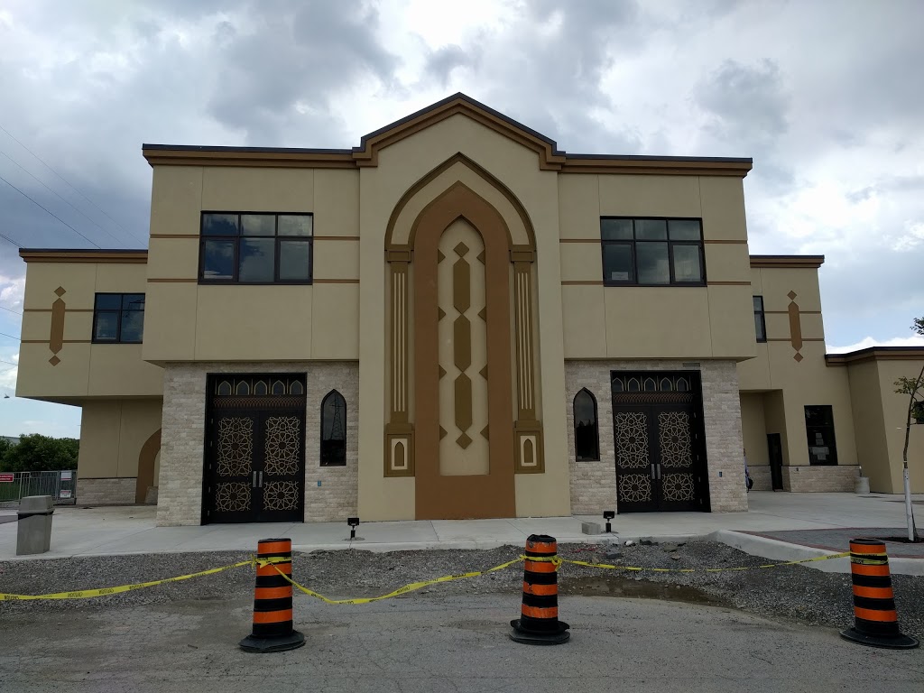 Jame Masjid | 5761 Coopers Ave, Mississauga, ON L4Z 1R9, Canada | Phone: (905) 507-3323